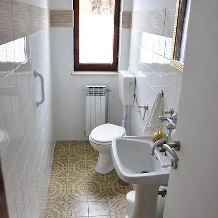 Spacious Quadria Near Motovun Apartment Karojba