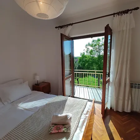 Spacious Quadria Near Motovun Karojba