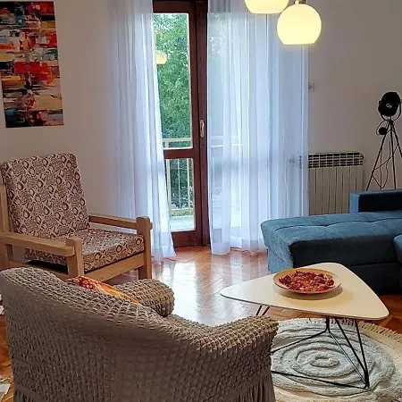 Spacious Quadria Near Motovun * Karojba
